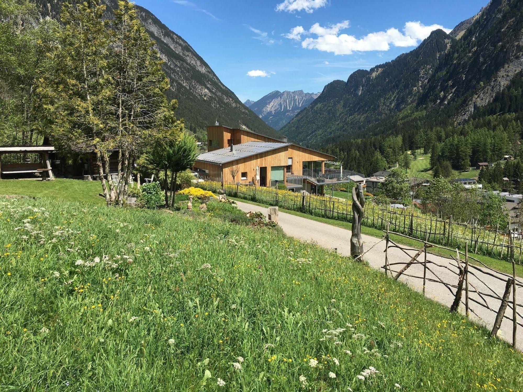 Bellavista Apartment Бранд Екстериор снимка